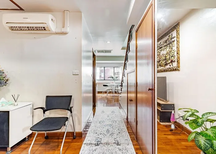 Apartment 2br Duplex In Chitlom Bangkok