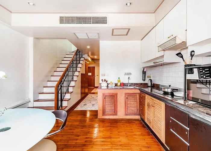 2br Duplex In Chitlom