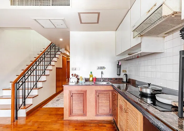 2br Duplex In Chitlom Bangkok